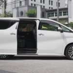 Toyota Recon MPV  in Penang-2018 Vellfire 2.5ZG Spec full